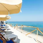 San Domenico Village - - Tropea 3*