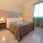 San Domenico Village - - Tropea 호텔 파르겔리아