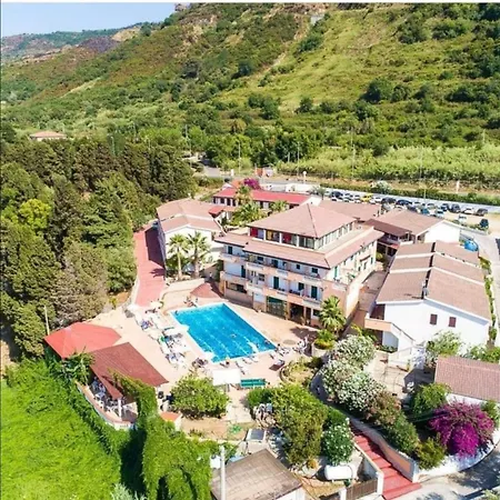 San Domenico Village Parghelia