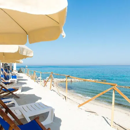 San Domenico Village 3*