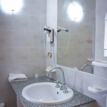 San Domenico Village - - Tropea 3*
